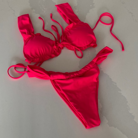 Vibrant Pink Bikini Set - Picture 1 of 6